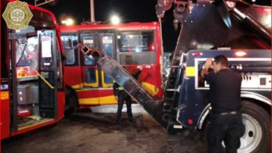 Unidades de Metrobús chocan en Paseo de la Reforma y Av. Hidalgo – EL CHAMUCO Y LOS HIJOS DEL AVERNO
