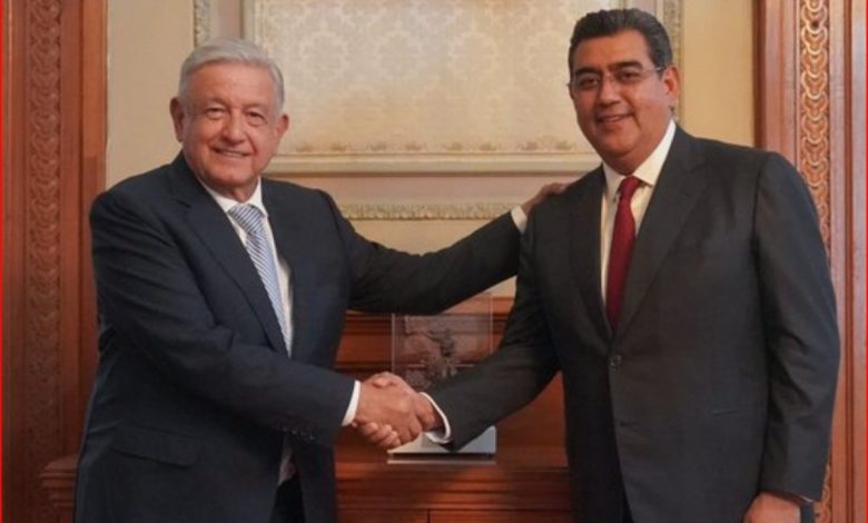 AMLO se reúne con gobernador de Puebla en Palacio Nacional – EL CHAMUCO Y LOS HIJOS DEL AVERNO