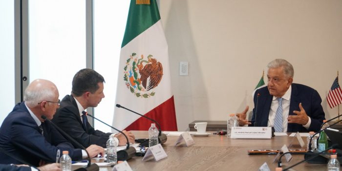 AMLO dialoga con funcionarios de EE.UU. sobre AIFA y categoría 1 del AICM – EL CHAMUCO Y LOS HIJOS DEL AVERNO