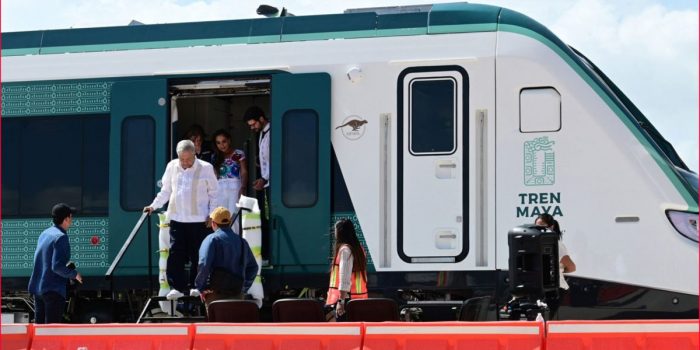 AMLO recibe primer vagón del Tren Maya – EL CHAMUCO Y LOS HIJOS DEL AVERNO