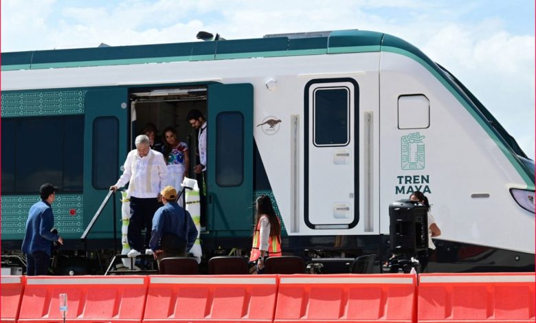 AMLO recibe primer vagón del Tren Maya – EL CHAMUCO Y LOS HIJOS DEL AVERNO