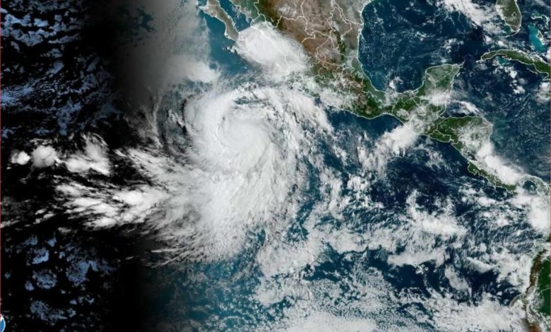 “Jova” se intensifica a huracán categoría 5 – EL CHAMUCO Y LOS HIJOS DEL AVERNO