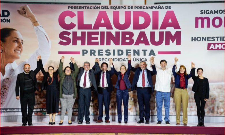 Presenta Sheinbaum equipo de precampaña – EL CHAMUCO Y LOS HIJOS DEL AVERNO