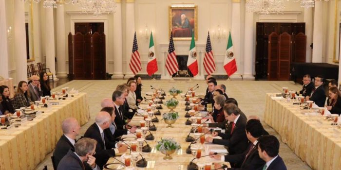 Destaca Bárcena buenos resultados en reunión entre México y EE.UU. – EL CHAMUCO Y LOS HIJOS DEL AVERNO