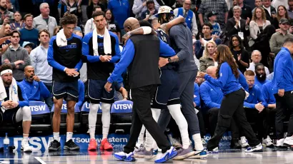 Dura baja para Dallas Mavericks: se lesionó Kyrie Irving